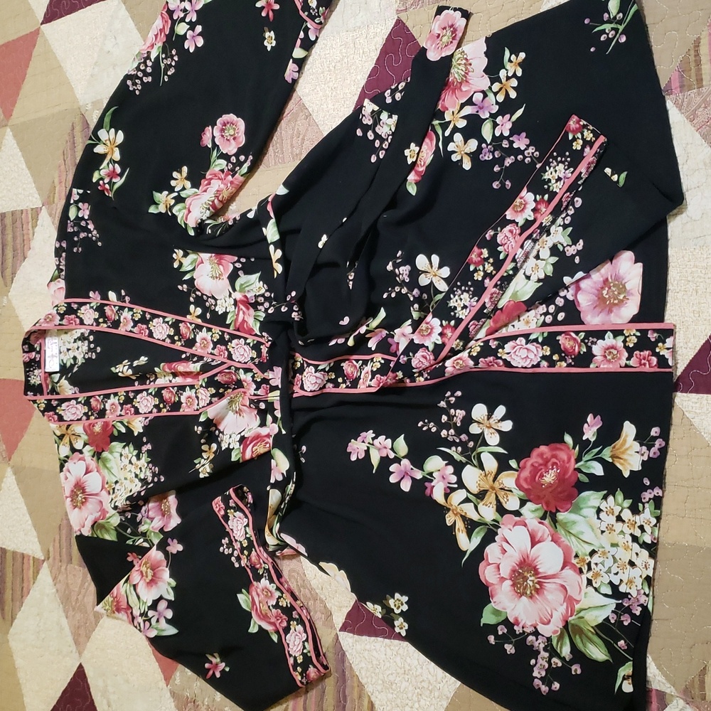 Oscar de la Renta Floral Robe - Picture 2 of 7